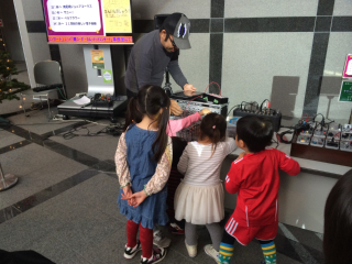 ピコピコクリスマス・２１世紀の楽しい電子楽器ワークショップ